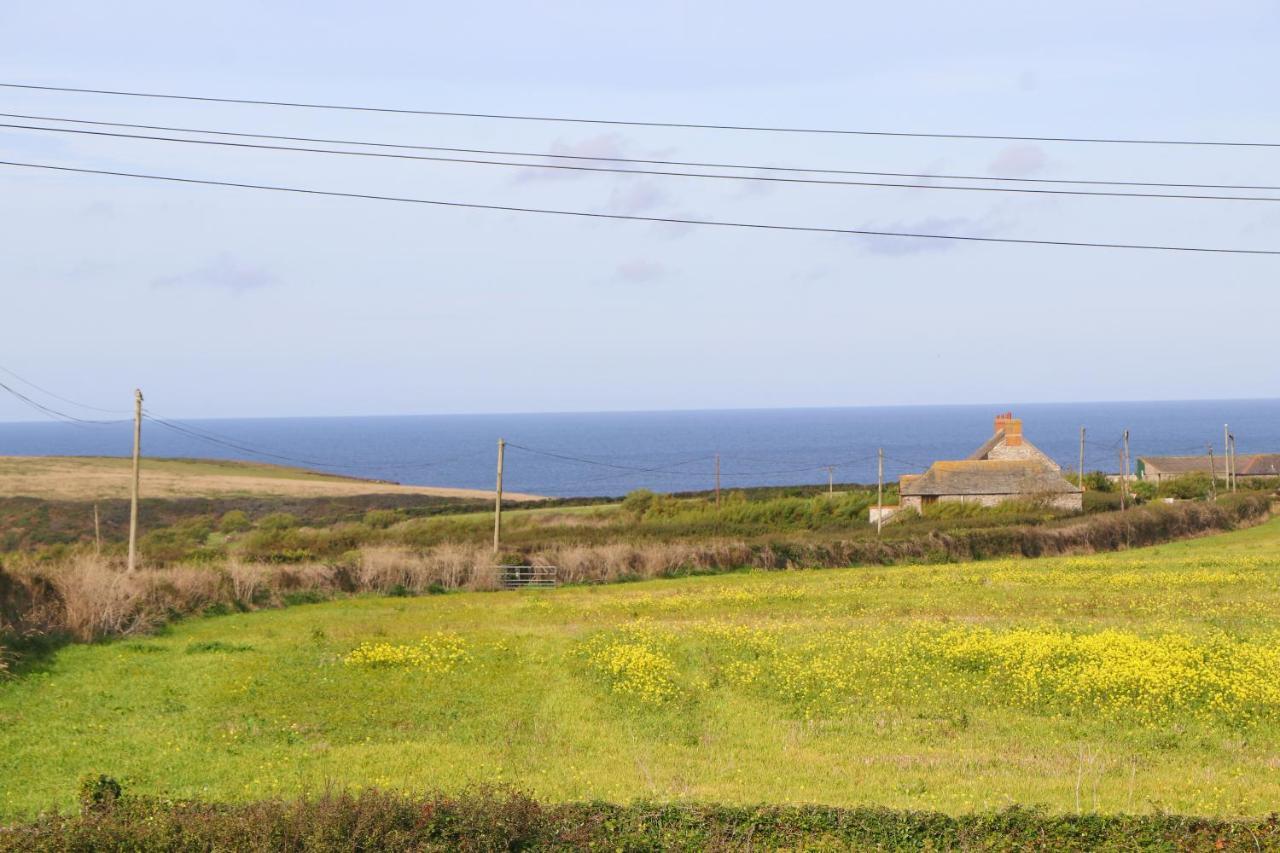 Stunning Home, Sea Views, Walk To Beach Saint Ervan 外观 照片